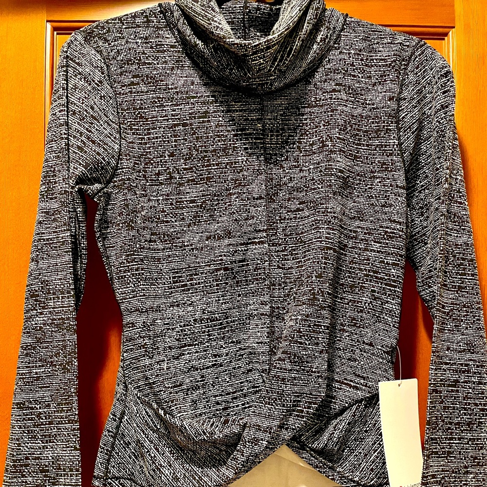 NWT Melodic Movement Shirt- Size 8